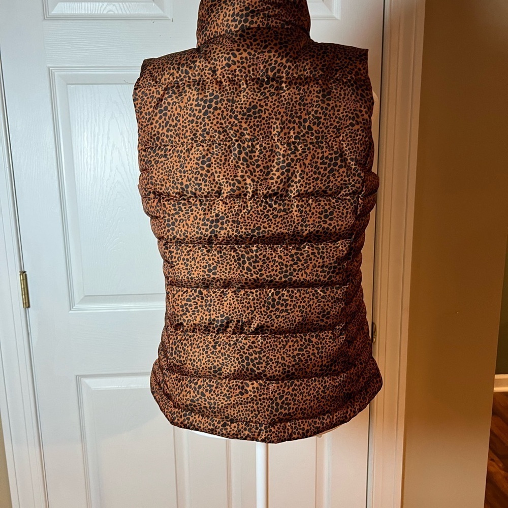 Lands End Women's Black & Brown Animal Print Down Filled Vest Size Small Cozy - Picture 5 of 8